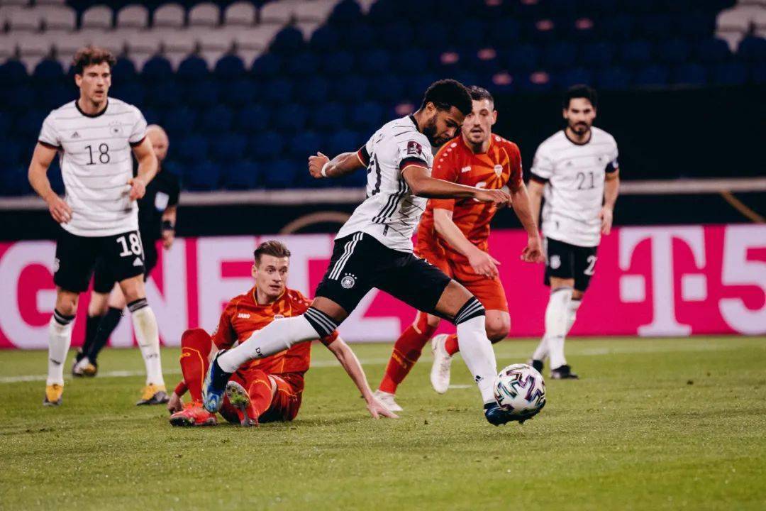 关于巴西险胜丹麦，阿拉巴绝境逆转的信息