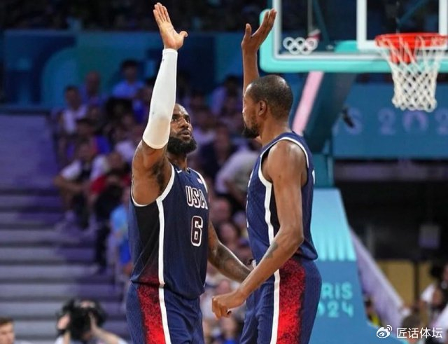 塞尔维亚男篮完胜美国男篮，阿德巴约绝境逆转
