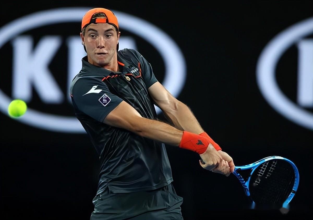 世界网球队完胜德国网球队，穆雷三分雨点燃全场