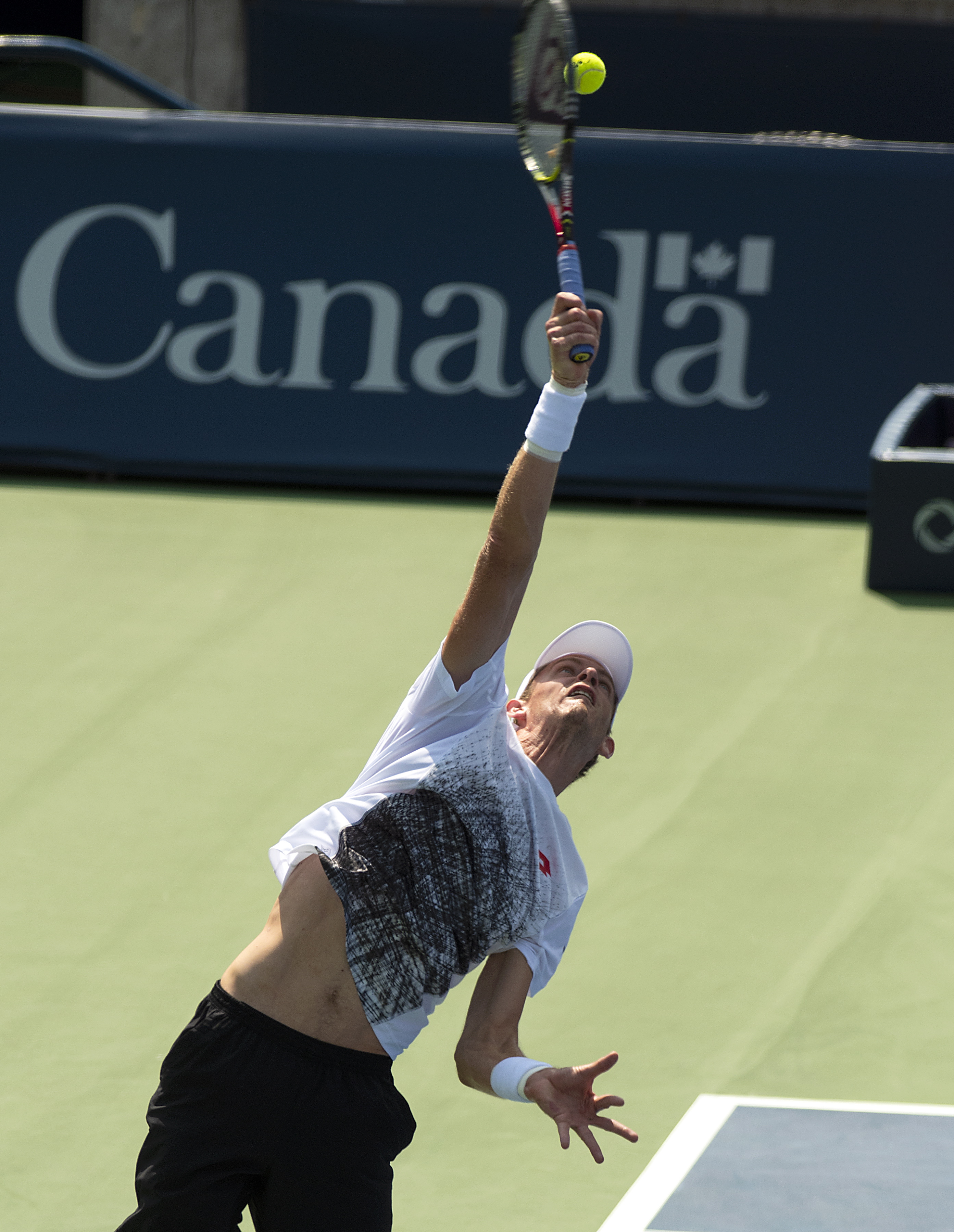 西班牙网球队轻取欧洲网球队，西西帕斯打破历史纪录的简单介绍