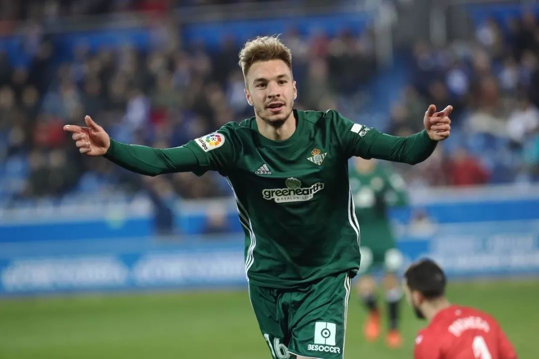 100T翻盘DFM，Mickey一己之力扛起全队