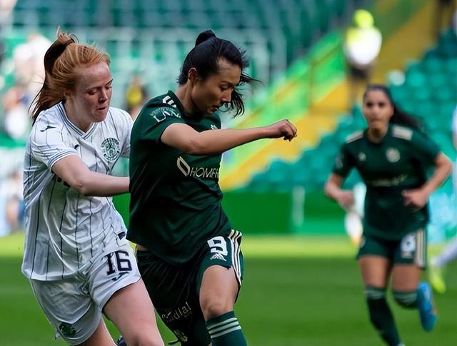 关于T1鏖战TeamWE，Caps完成帽子戏法的信息