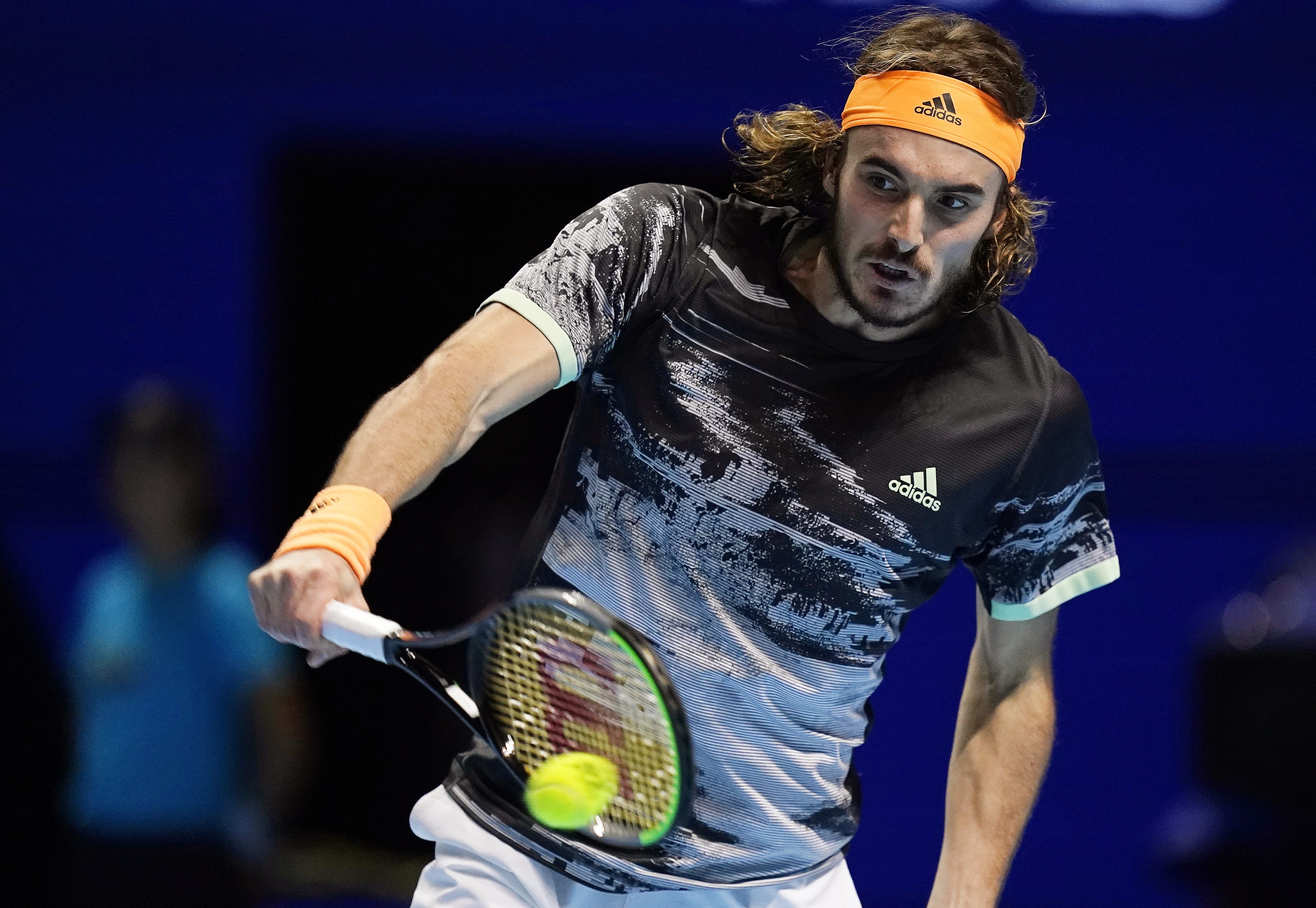 德国网球队横扫英国网球队，西西帕斯爆发神勇