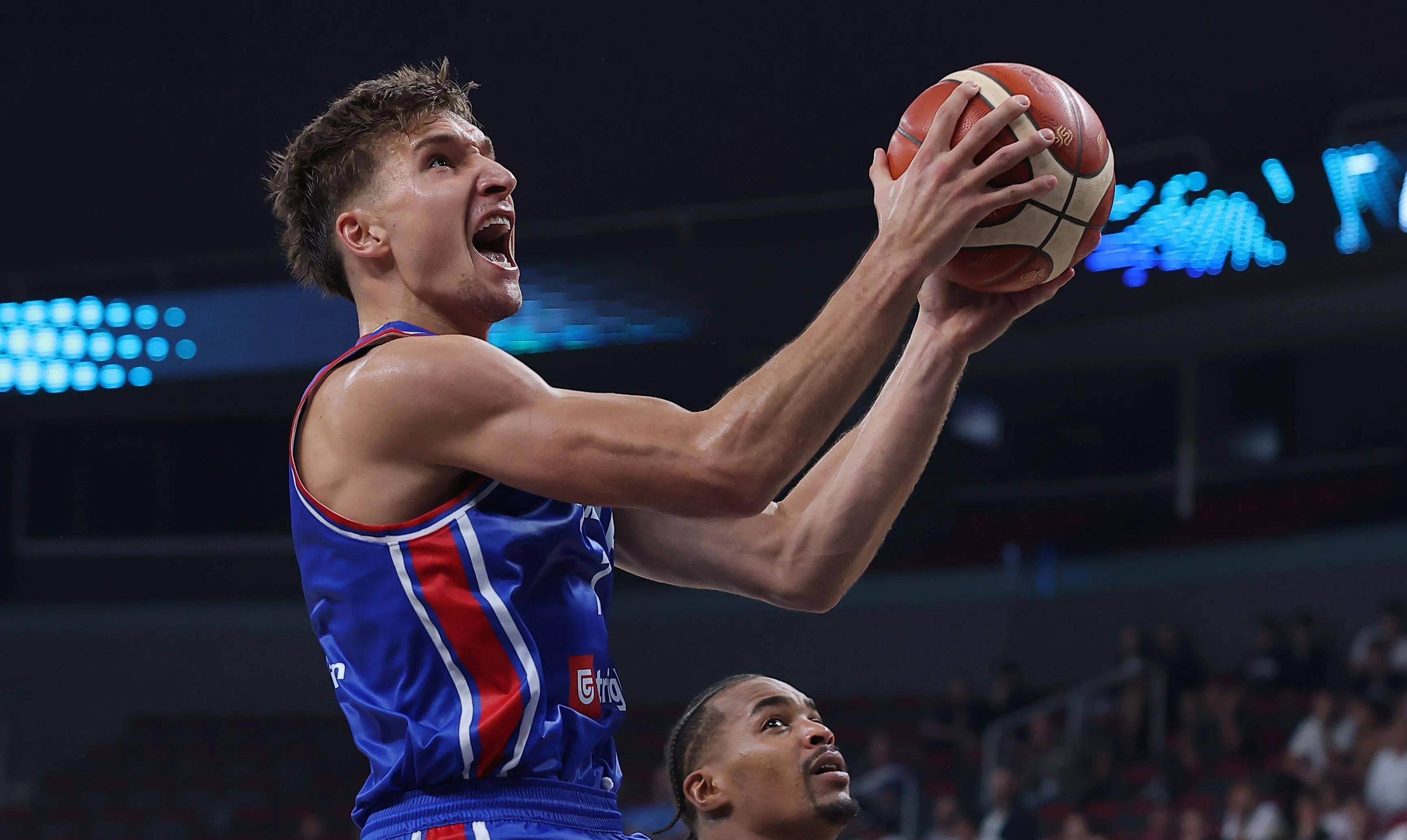 塞尔维亚男篮逆转中国男篮,米切尔惊艳世界 塞尔维亚男篮逆转中国男篮,米切尔惊艳世界