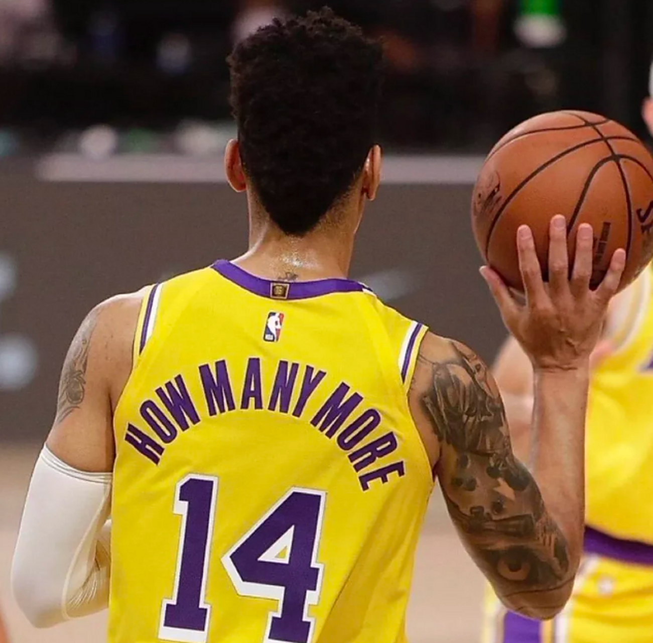 墨西哥男篮爆冷雄鹿B队，丹尼·格林高光表现