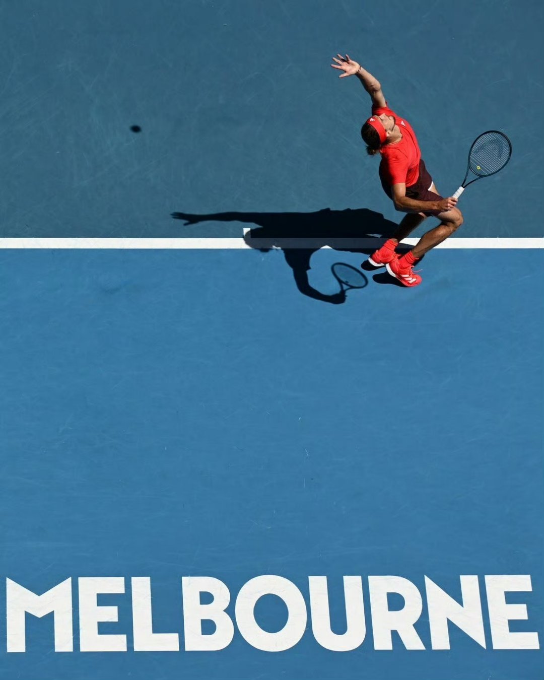 包含拉沃尔杯险胜澳网，兹维列夫刷新纪录的词条