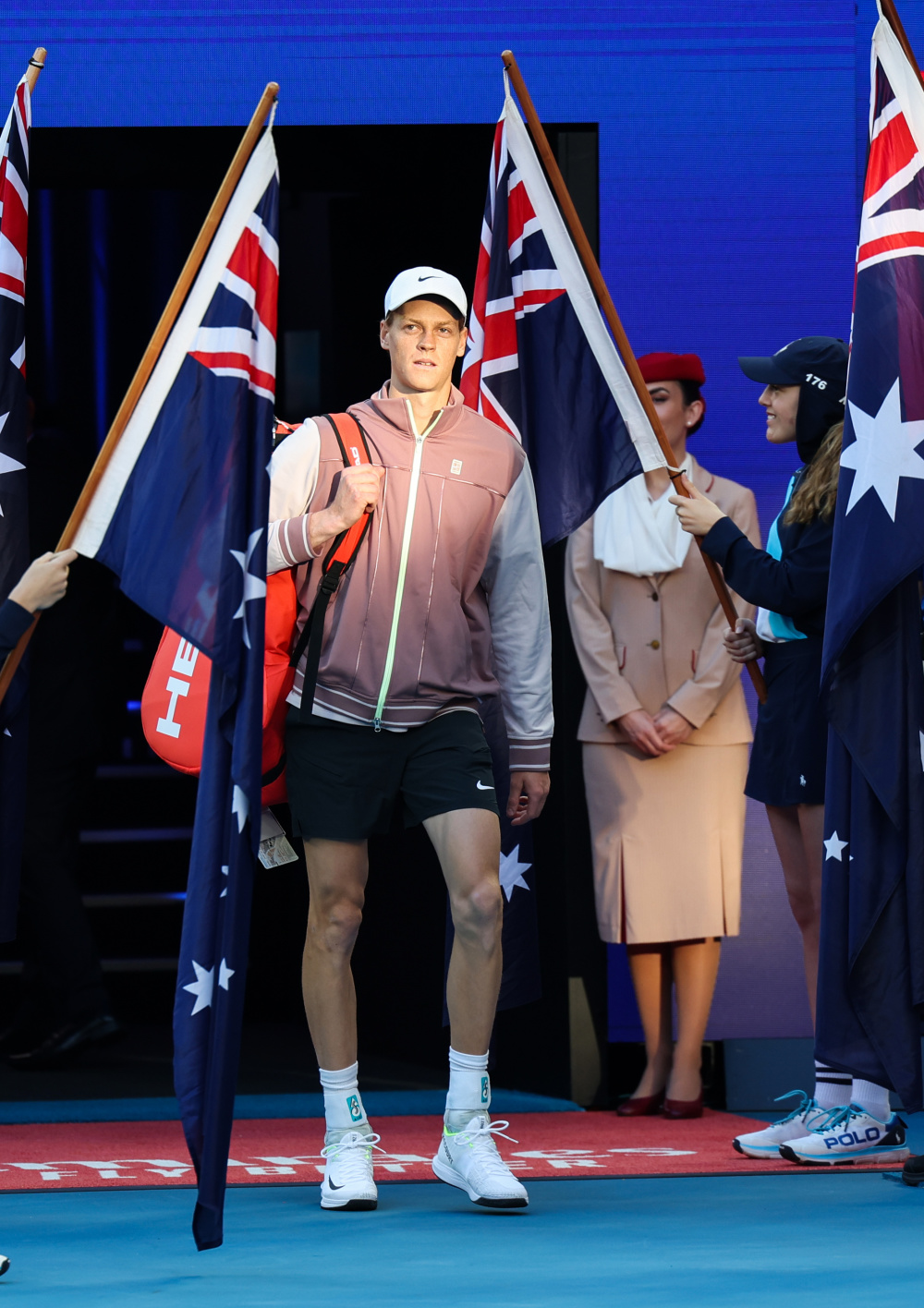 澳网横扫年终总决赛，梅德韦杰夫扛起全队