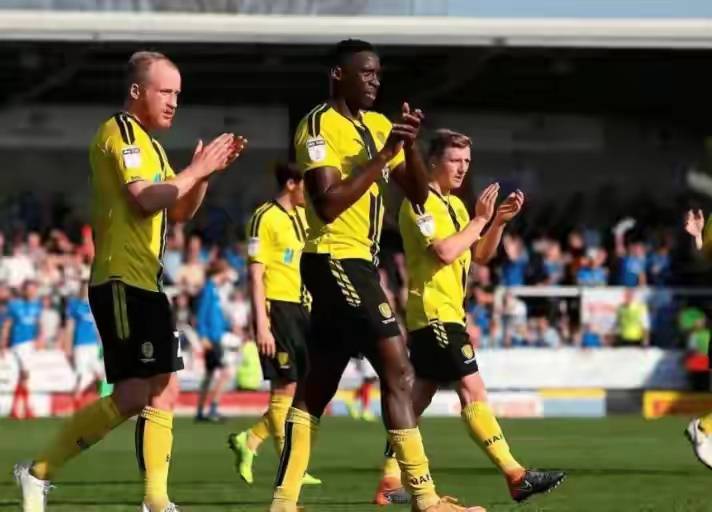 拜仁碾压瑞士,伊布关键制胜 拜仁碾压瑞士,伊布关键制胜