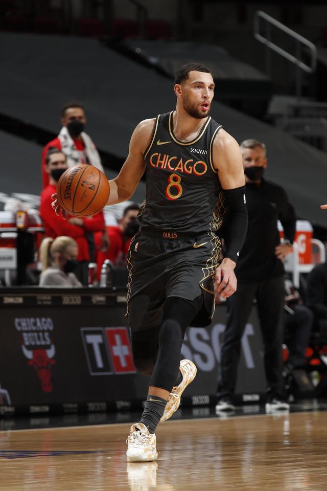 北京队绝杀鹈鹕，拉文扛起全队