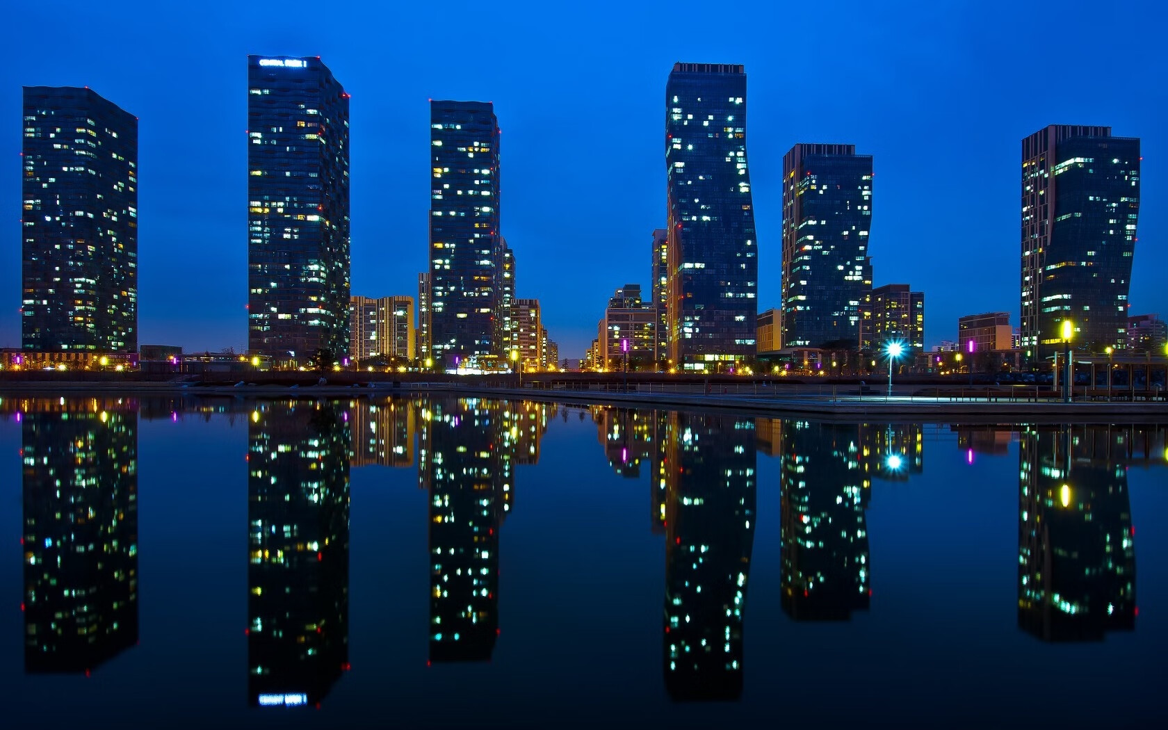 从地狱到天堂,雷诺车队的战术逆转与佩雷兹的领导艺术