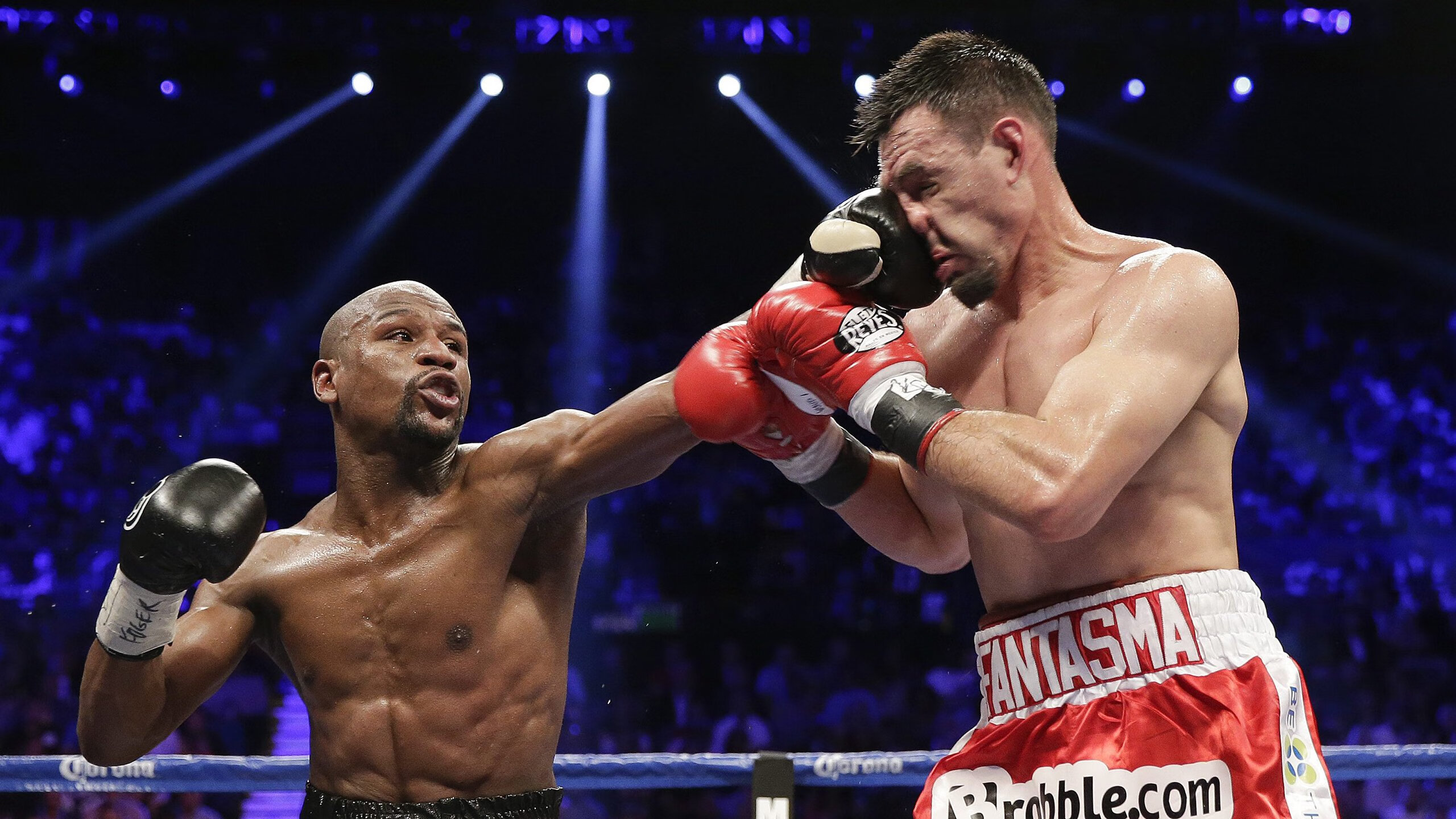 大西洋畔的足球新秩序,美国明星队3-2逆转AC米兰,莱万里程碑进球定乾坤