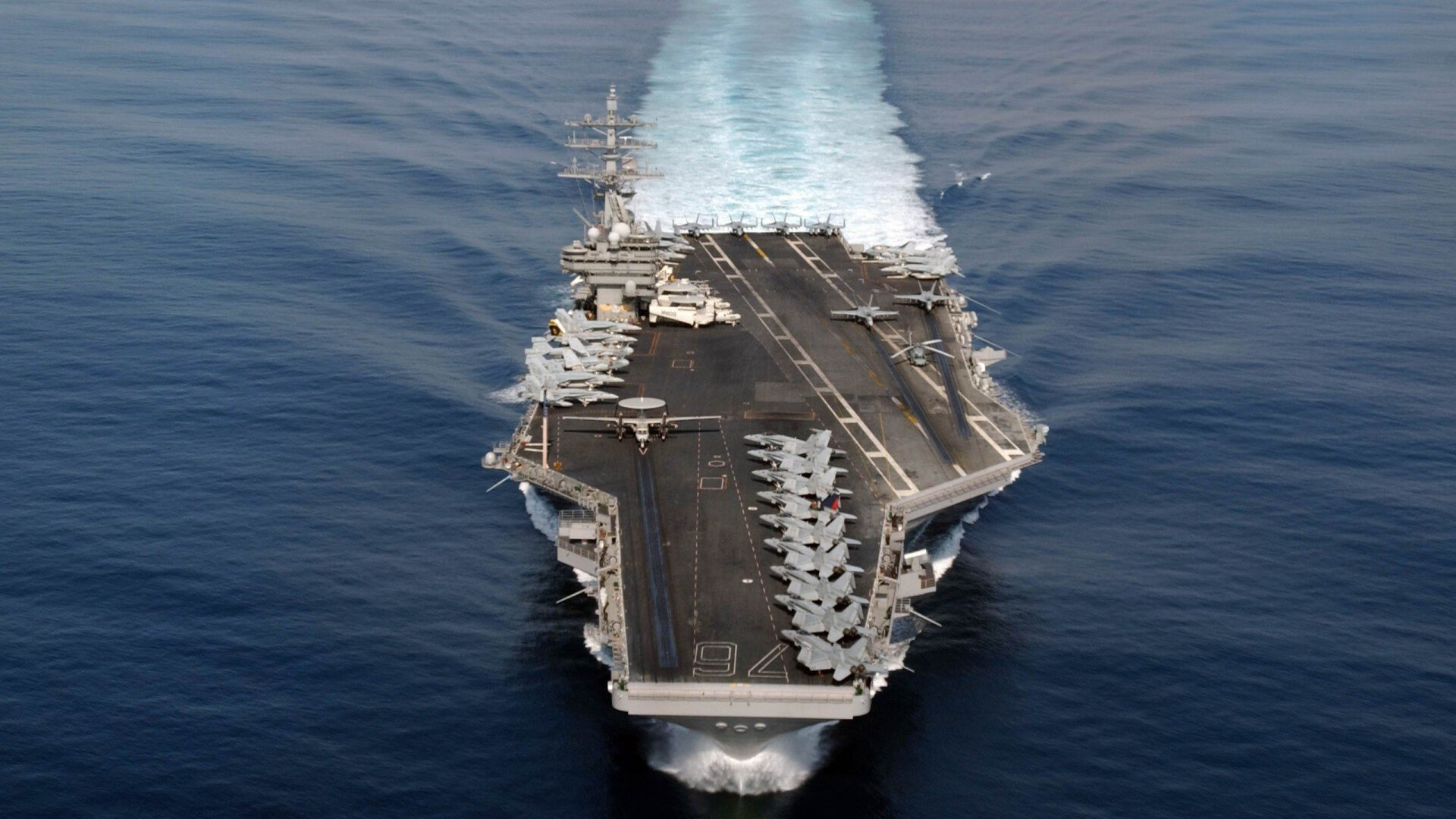 竞技双星，北京队篮球狂胜凯尔特人，班凯罗F1街道赛霸气接管