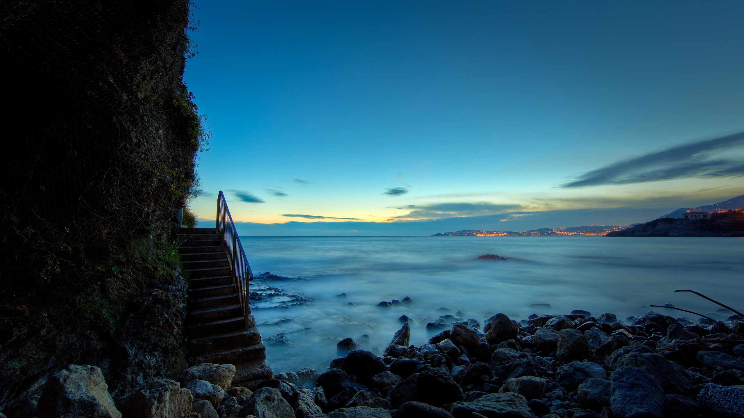 跨界星辰,当哈利伯顿的魔法照亮美加墨之夜