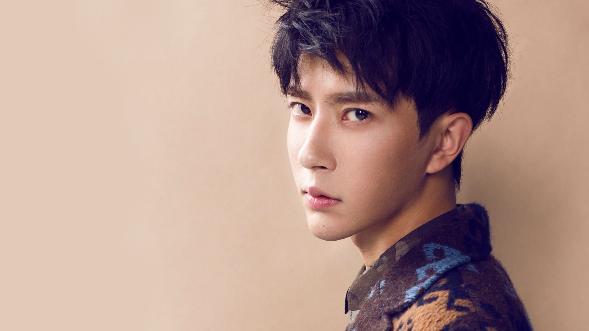 双线奇迹，勇士铁壁封锁奥兰多，锡安降临德甲争冠战接管绿茵