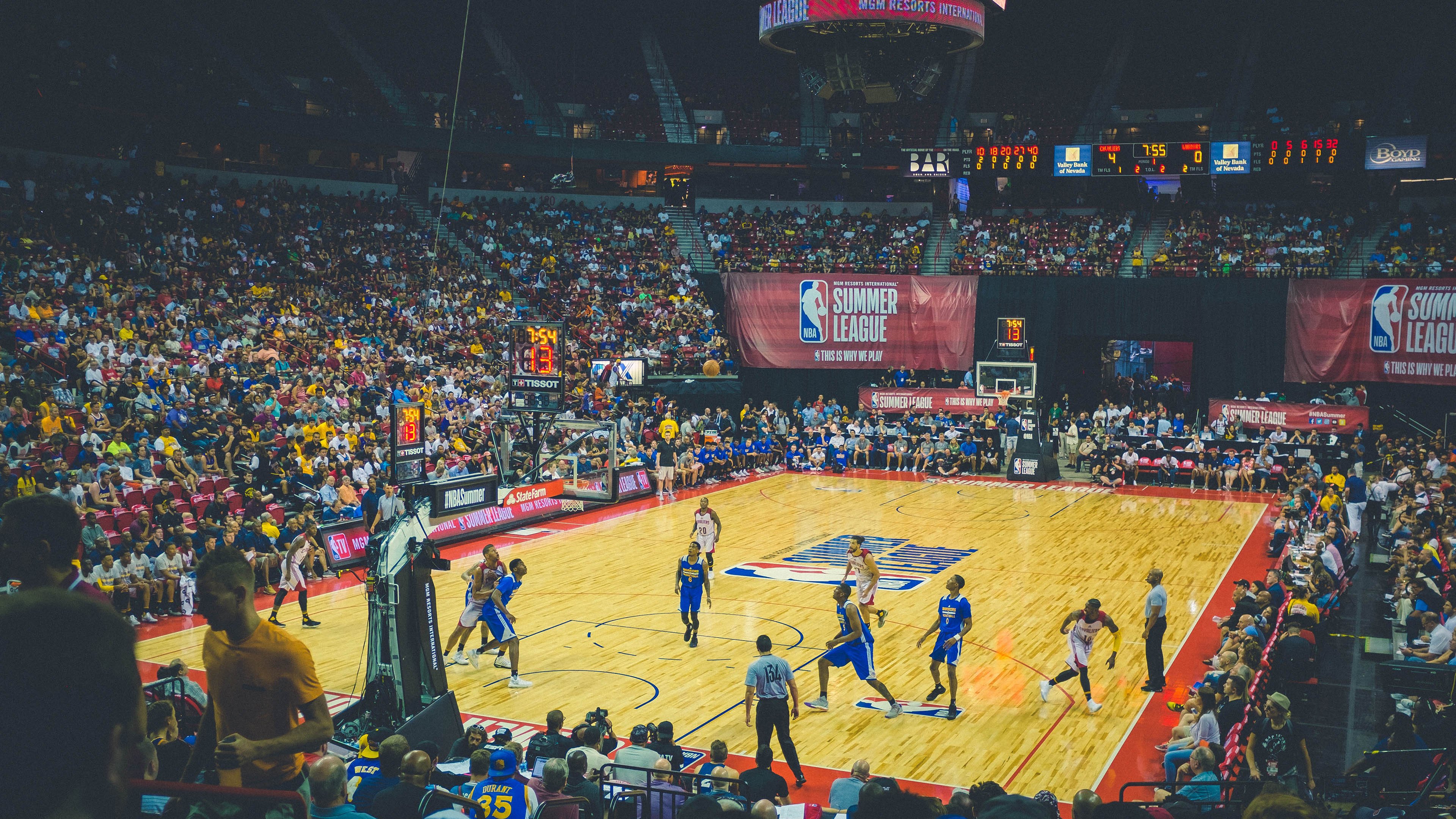 特雷·扬的滑铁卢反击战，奥运周期前夜，老鹰硬仗击碎马刺防线